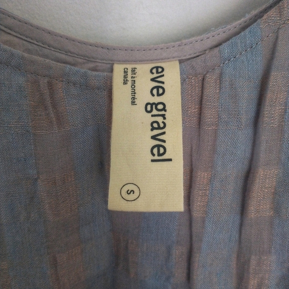 Elegant Lavender Sleeveless Dress - Picture 6 of 6